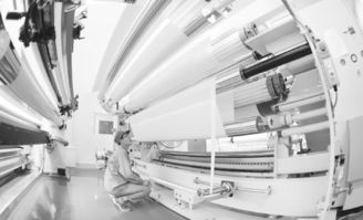 工艺开发打破日韩垄断，东鸿制膜湿法锂电隔膜供不应求